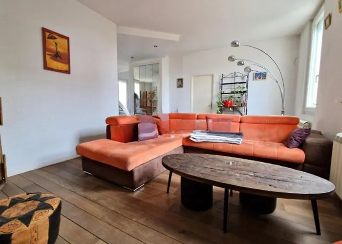 Chambre Confortable En Appartement Partage