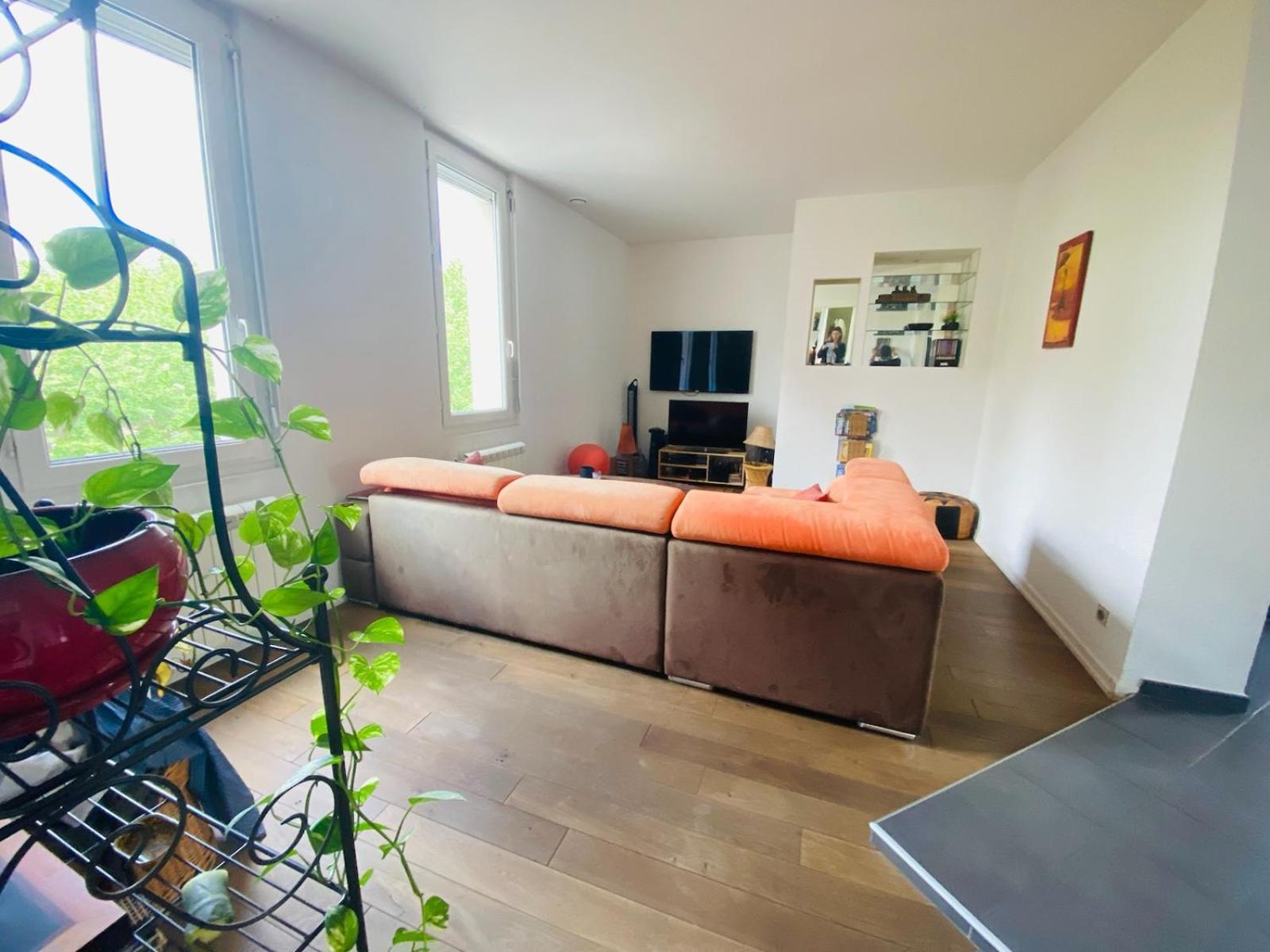 Confortable En Partage * Valence (Drome)